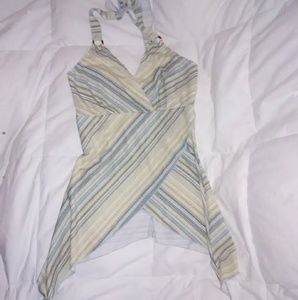 Really cute halter top! Size M!
